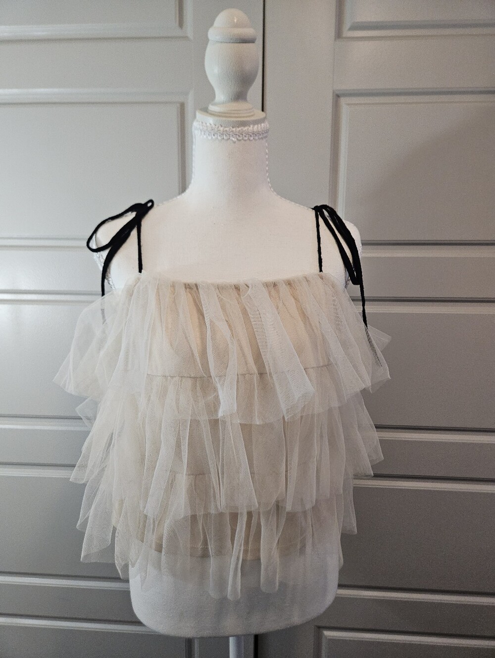 Sunday in Brooklyn Tie-Strap Ruffle Tank - Size Small - Anthropologie - Picture 7 of 7